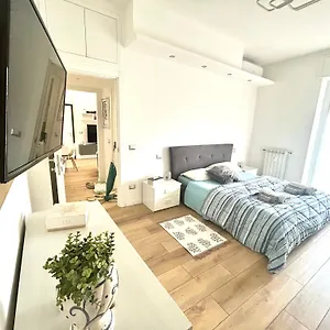  Appartement Leopardi Humanitas,forum,ieo Intero Italie